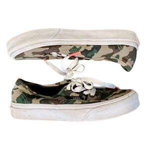 Vans Camo Print Low-Top Sneakers – US Kids Size 2